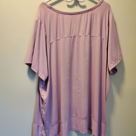 Silky soft tshirt - Picture 2 of 4